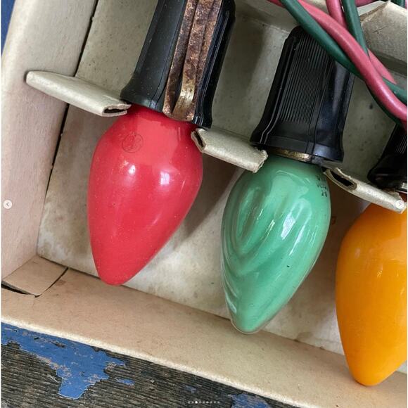 Vintage Royalites 15 Light Streamer Set Outdoor Christmas Box Works Swirl Bulbs - Picture 3 of 9